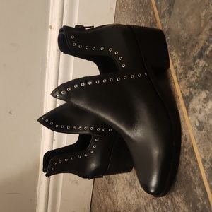 Chelsea & Violet Kerri Booties